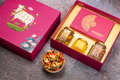 Hamper pack with American Dryfruit Punch